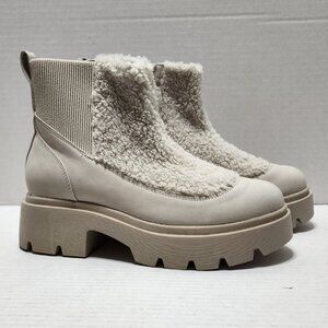 New Portland Lug Sole Cozy Hiker Boot with Sherpa - Cream - Size 9